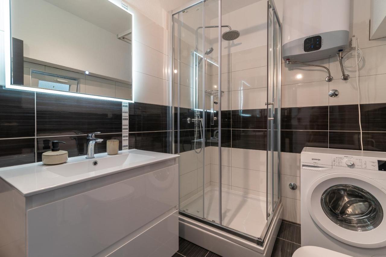 Beach Apartman Marela Слатине Екстер'єр фото