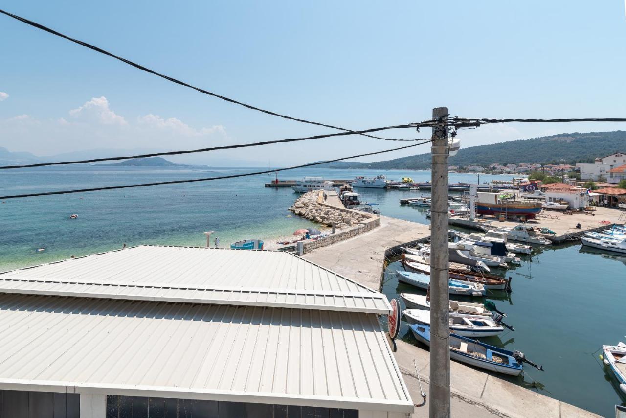 Beach Apartman Marela Слатине Екстер'єр фото